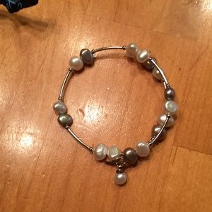 Vantel Pearl brand new Wire Wrap Bracelet